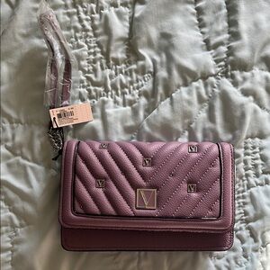 Victoria’s Secret Lavender Quilted Tech Clutch with Silver Hardware, NWT